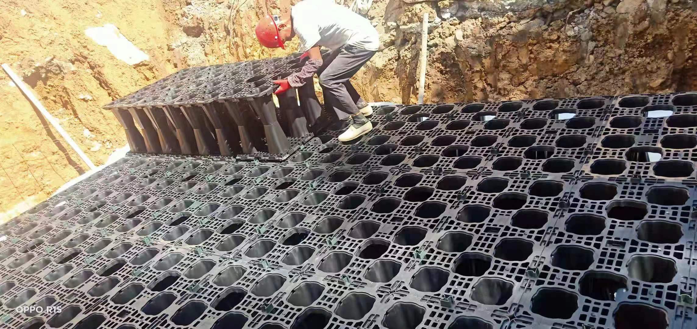 StormTank geocellular module showing 95 percent void capacity calculation