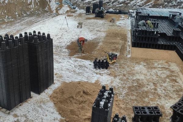 Economy light grade geocellular tank specified for an infiltration facility in Northern Europe
